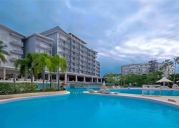 Solea Palm Mactan Resort