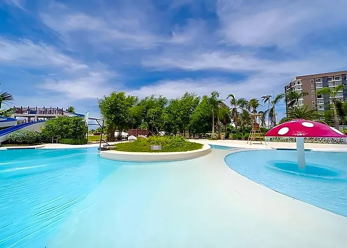 Resort Solea Palm Mactan 4*