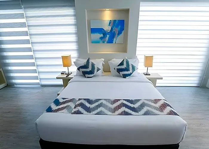 Resort Solea Palm Mactan 4*